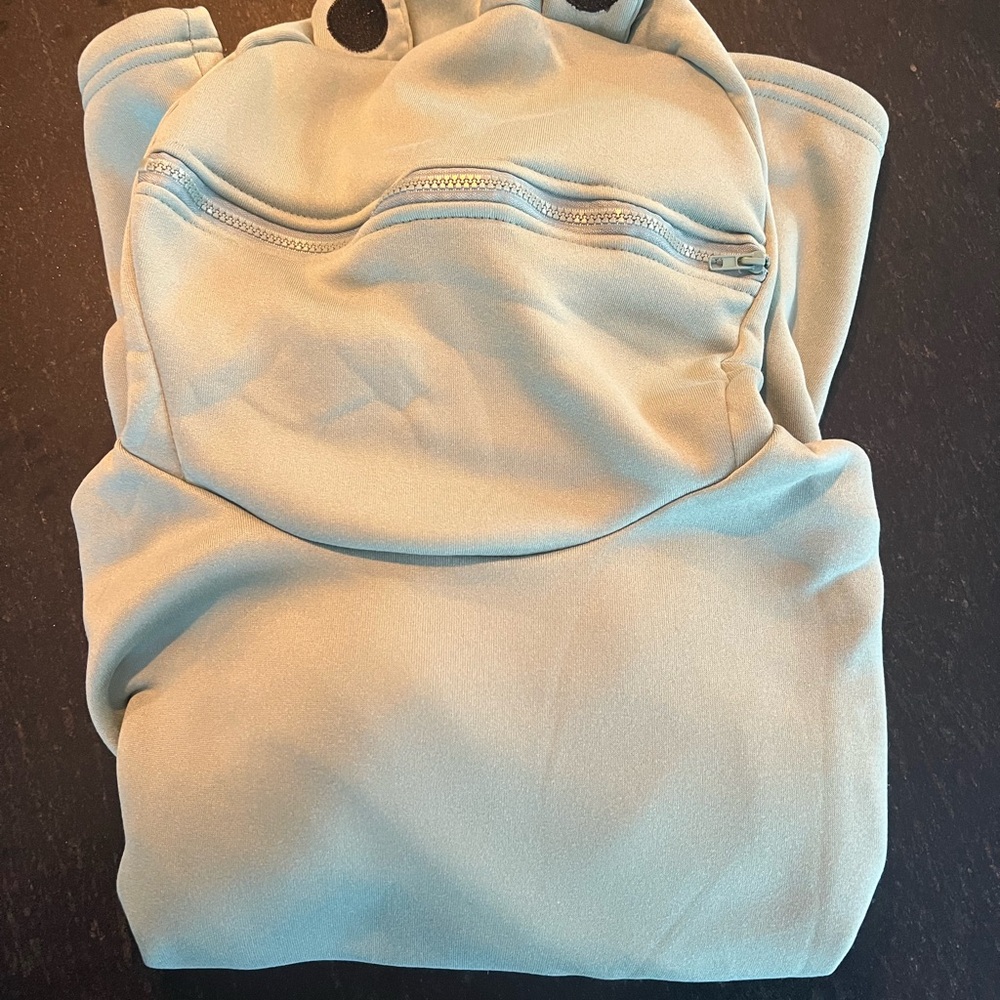 Frog Hoodie in sage green.